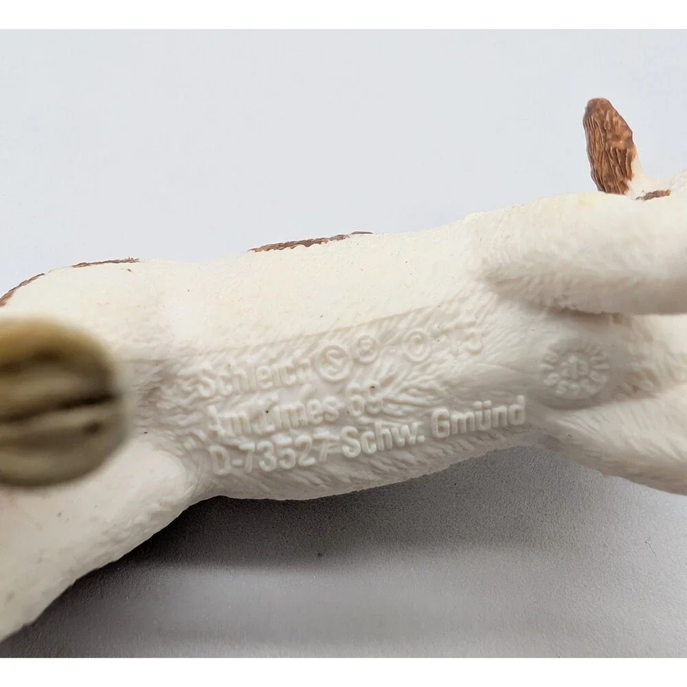 SCHLEICH Brown & White SIMMENTAL CALF Cow Farm Animal Figure 2015 Retired